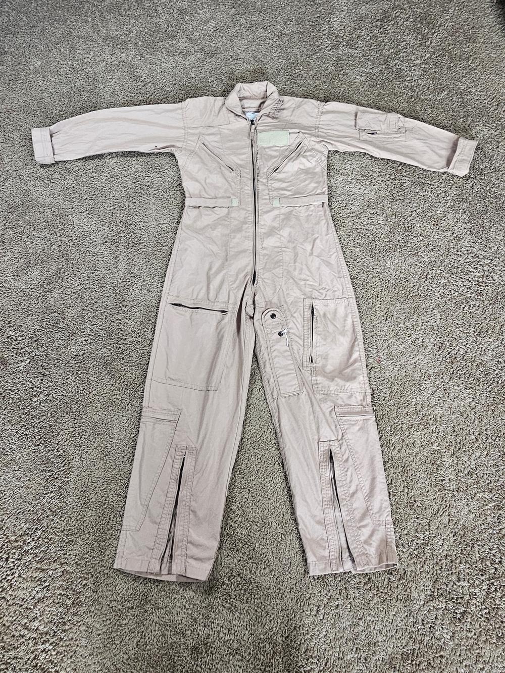 US Air Force Tan CWU-27/P Flyers Coveralls fire resistant Flight Suit 36 Short